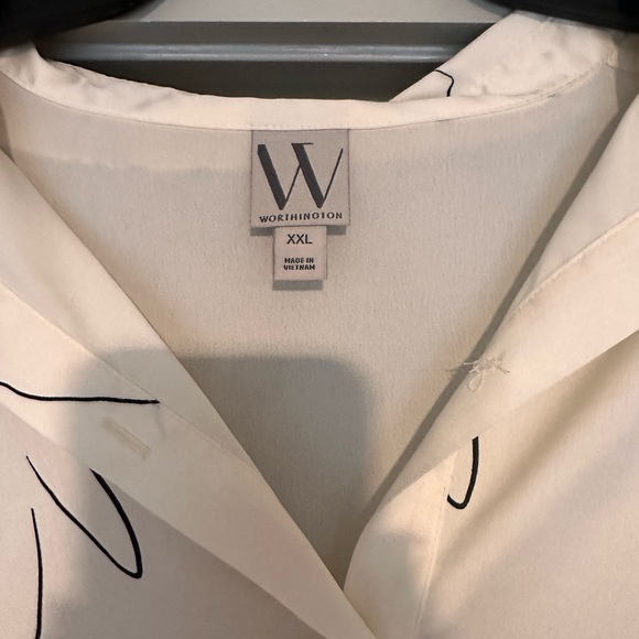 Worthington Ivory and Black Floral Button-Down Shirt - Picture 2 of 2